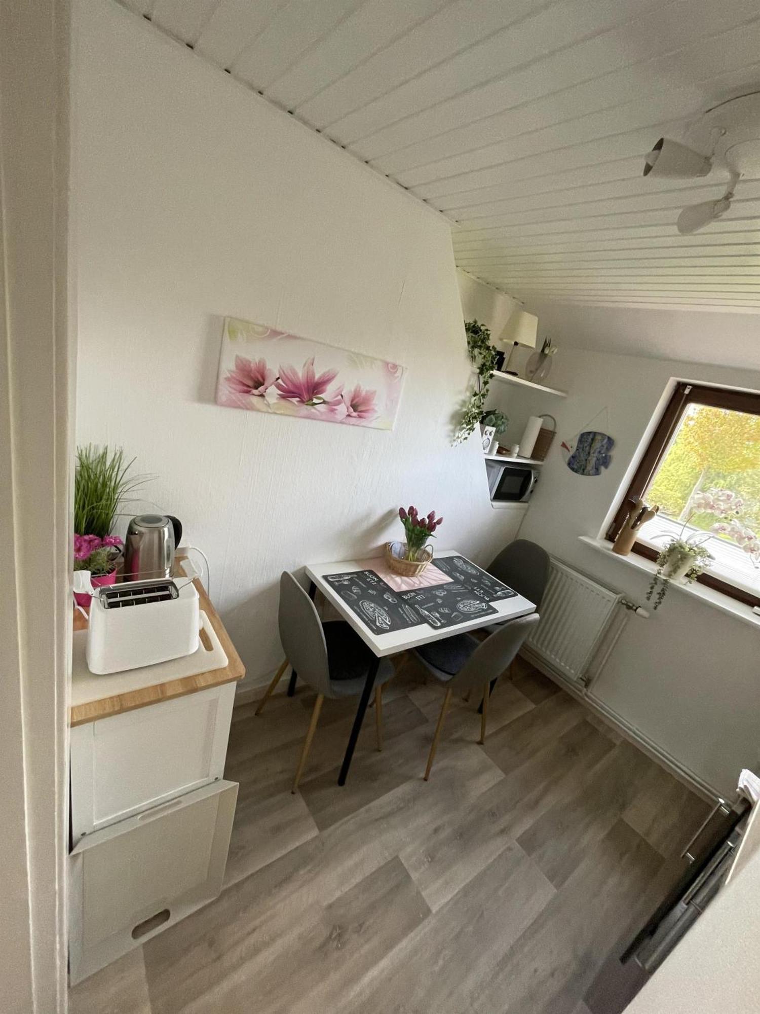 Ferienwohnung Alice Burhave Εξωτερικό φωτογραφία